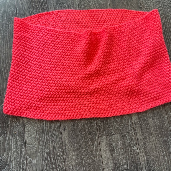 COPY - Gap Infinity Scarf - Picture 2 of 2